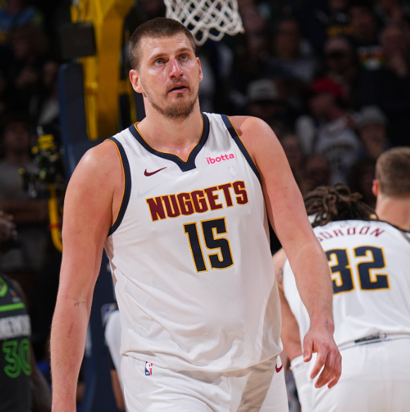 年终舞台上 年终舞台上