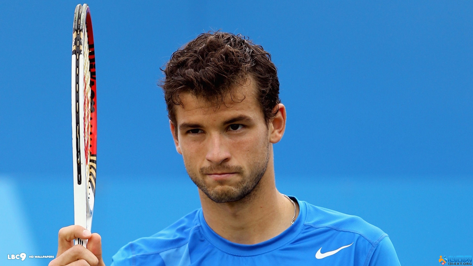 替补球员在 替补球员在