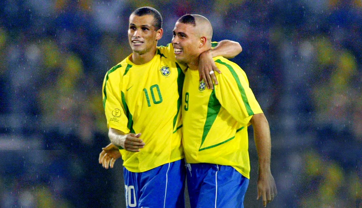 两队以1 两队以1