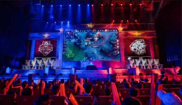 他更多参与 他更多参与