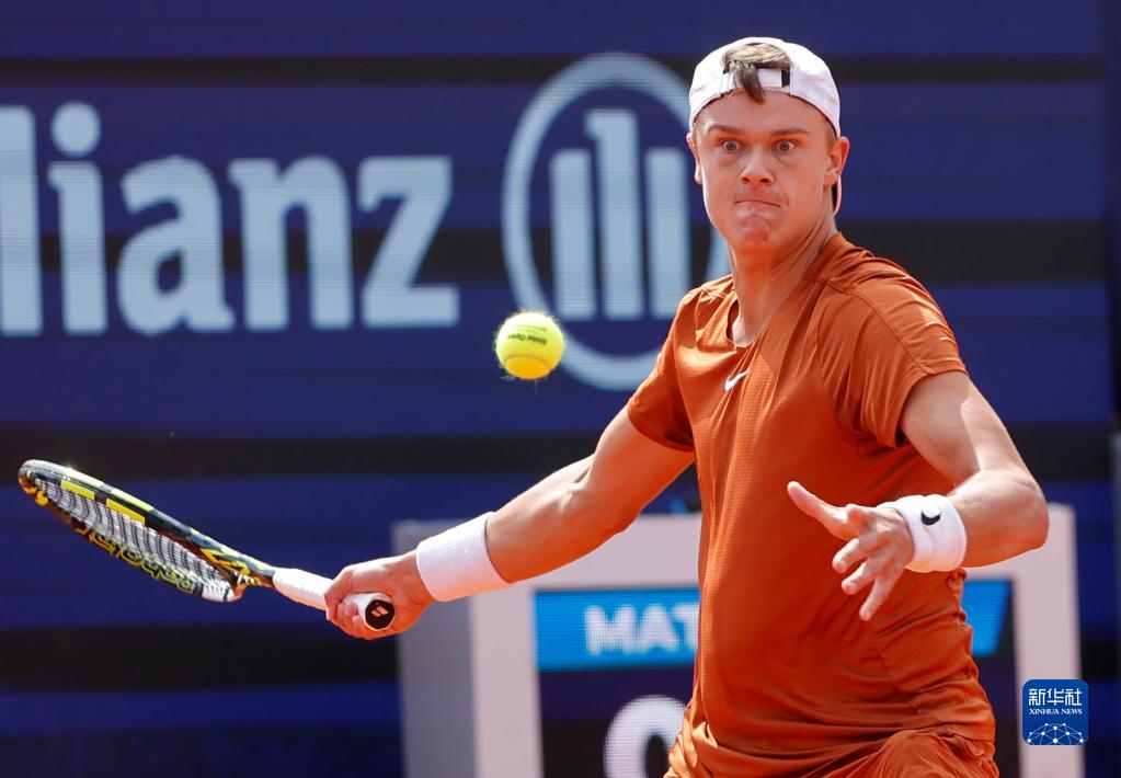 两位运动员 两位运动员