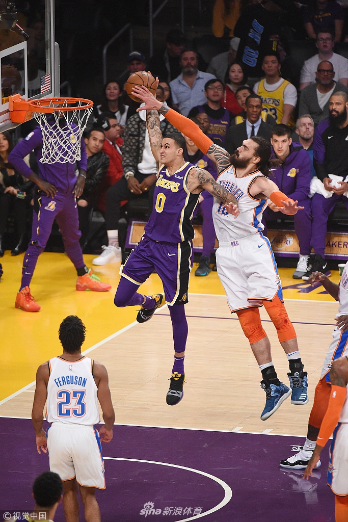 队员们也展 队员们也展