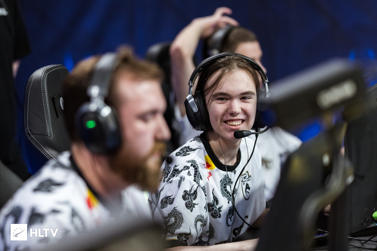 正赛共分为 正赛共分为