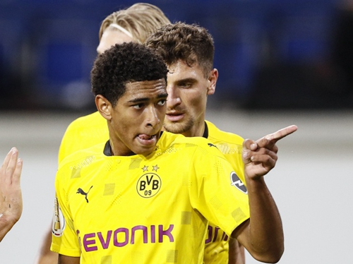 像三颗钉子 像三颗钉子